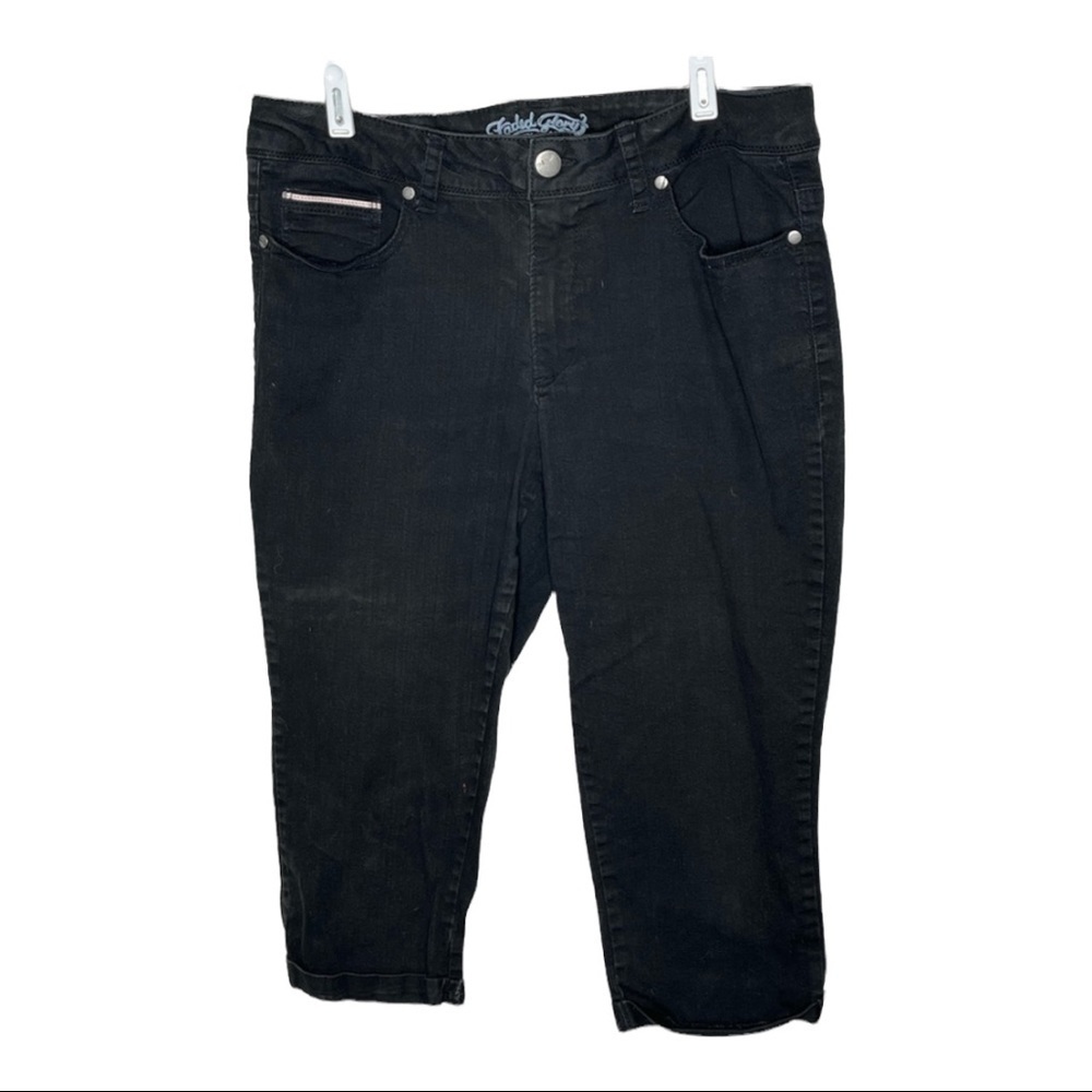 Faded Glory Black Capris Sz 14